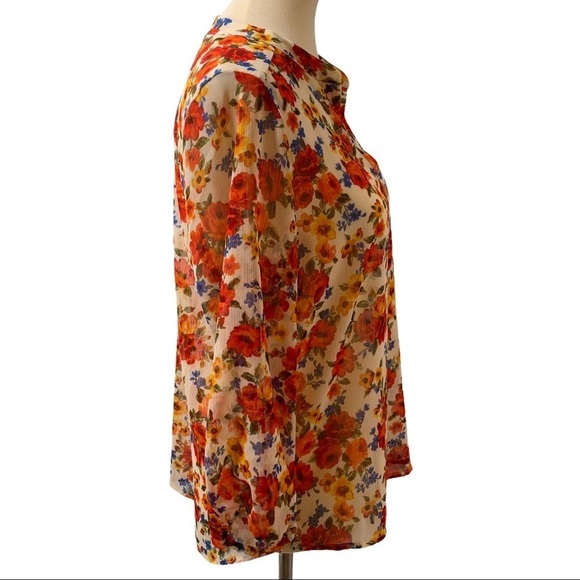 Alice Blue Stitch Fix Floral Lightweight Popover - Picture 6 of 9